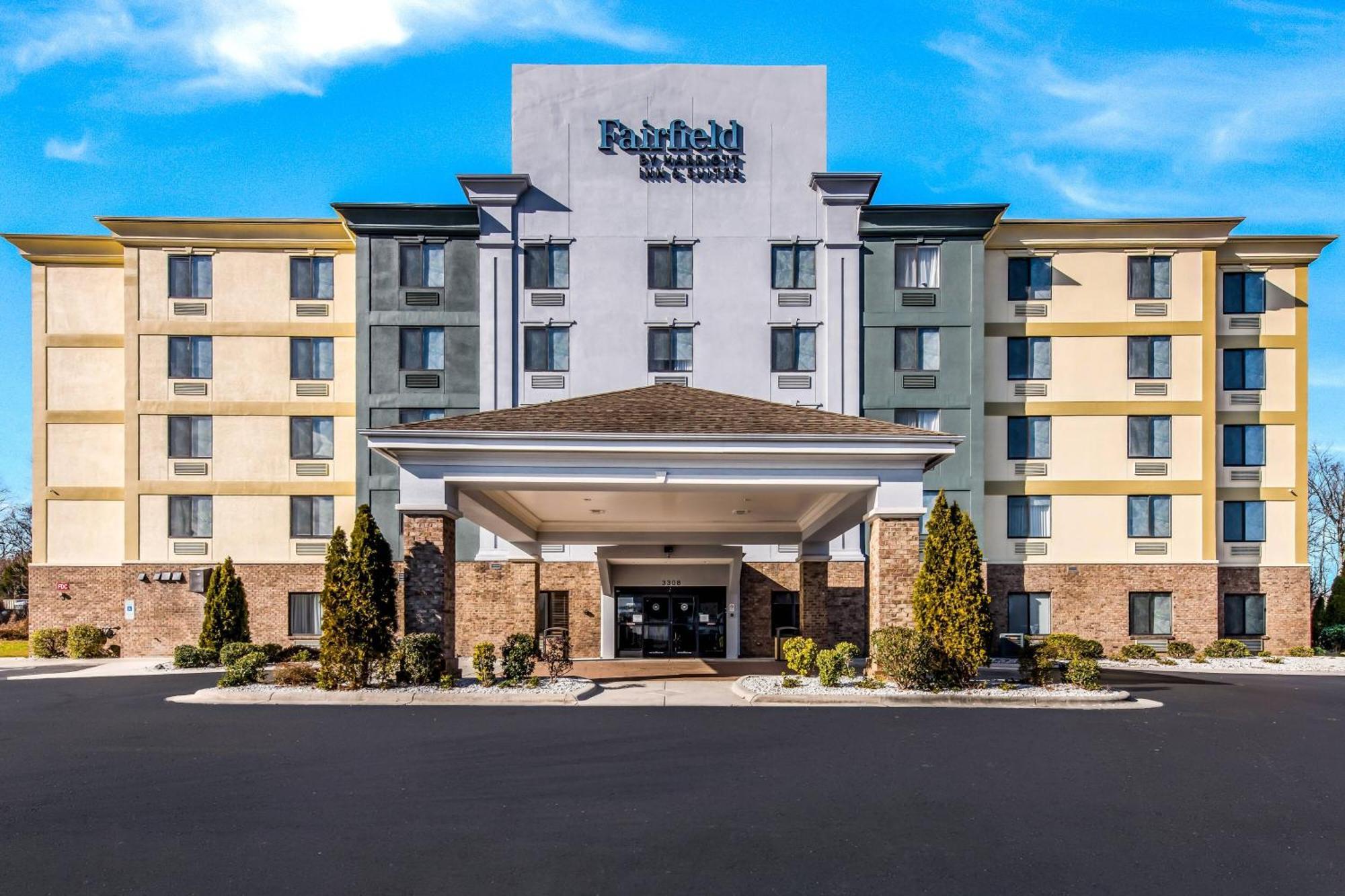 Fairfield By Marriott Inn & Suites Greensboro Coliseum Area Exterior foto