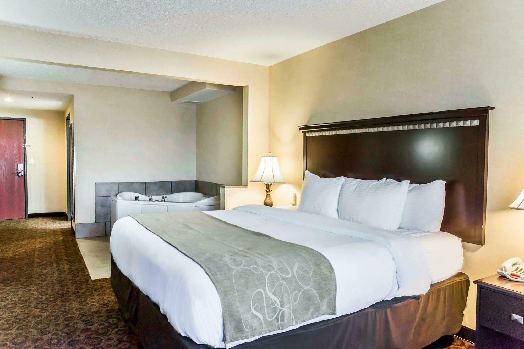 Fairfield By Marriott Inn & Suites Greensboro Coliseum Area Exterior foto
